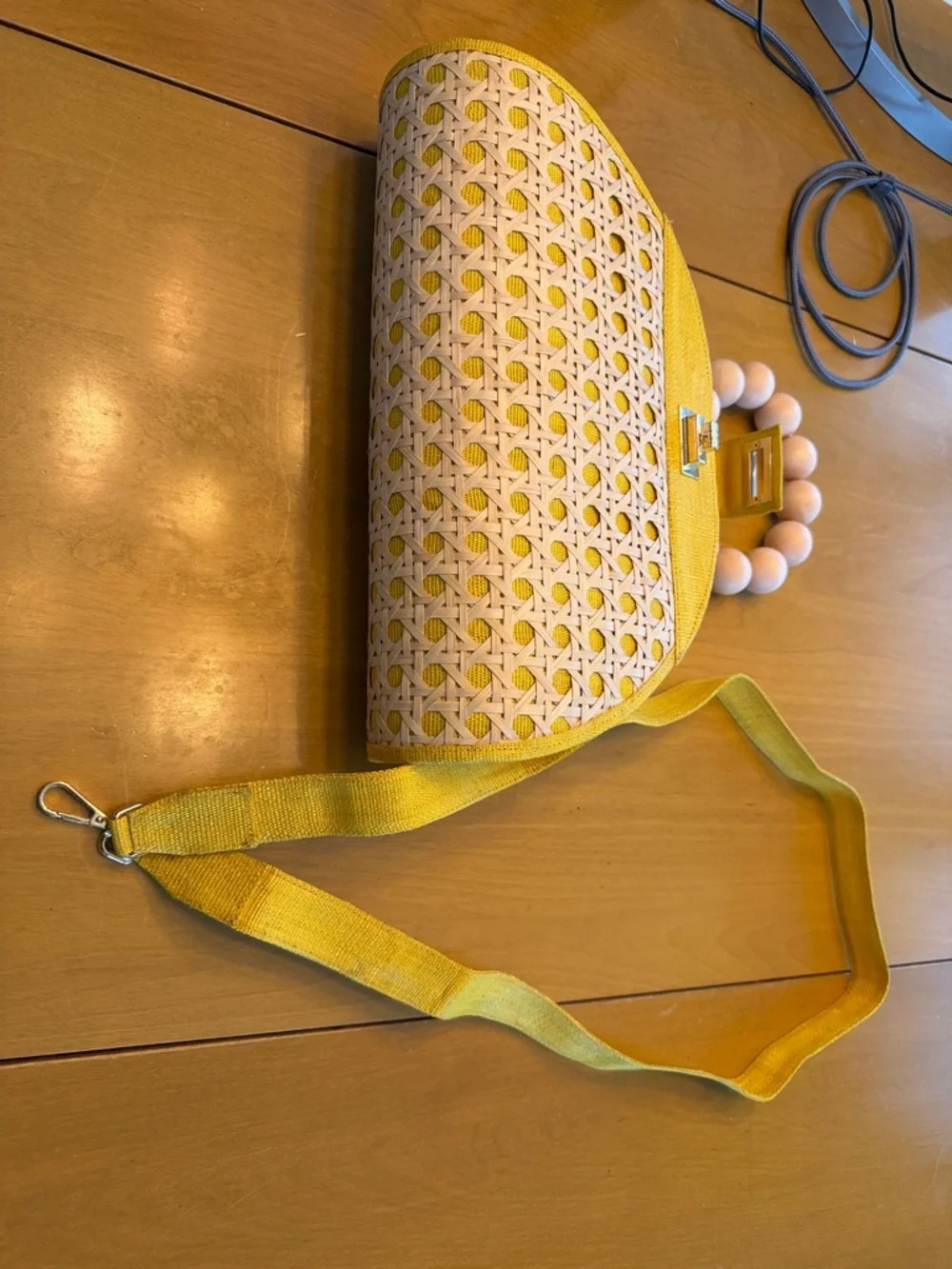 soli&Sun Yellow Isabella Handbag - Picture 9 of 9